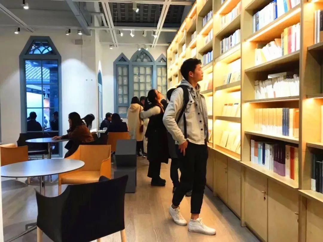 成都是诗意的城市,成都是一个充满诗情画意的城市