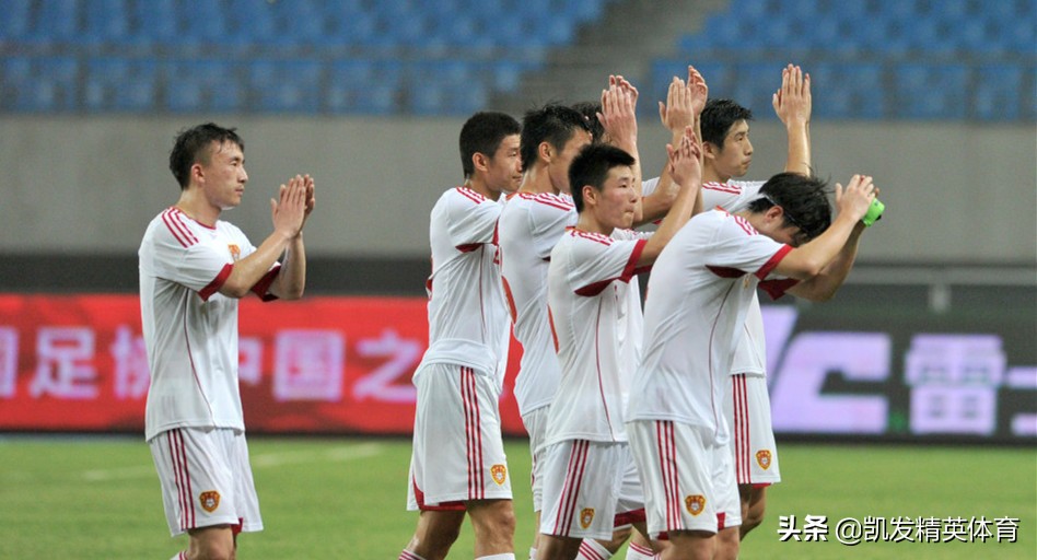 国足1比5泰国惨案阵容,国足两次犀利的反击逆转泰国