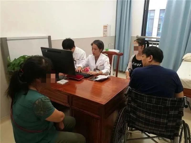 没喝酒吃海鲜怎么就痛风了,痛风患者怎样才能喝啤酒吃海鲜