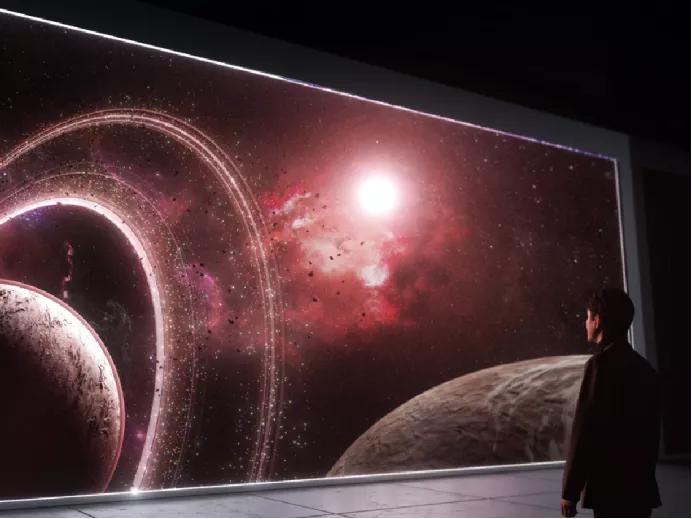 这届年轻人都在刷的屏，被TCL悄悄干到了世界第一