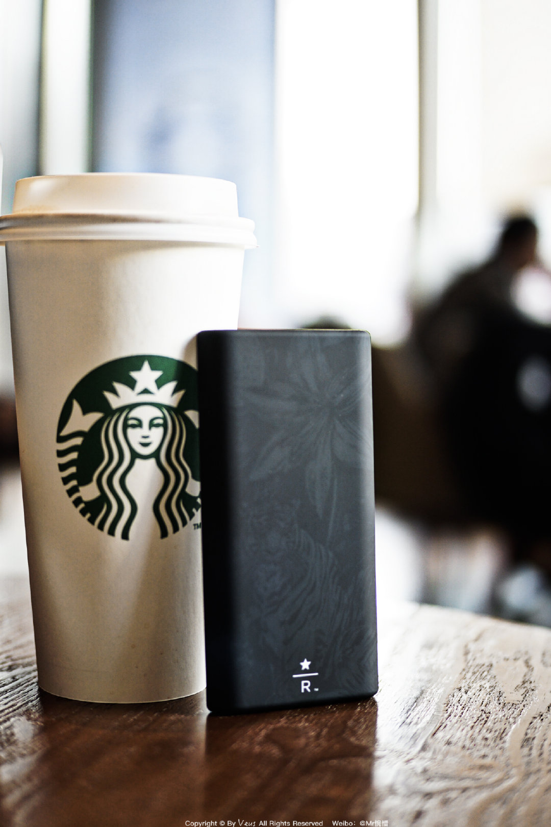 anker值得入手吗,anker联名和普通有什么区别