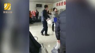 嫁给军人的张馨予现状,张馨予和李晨在一起多长时间