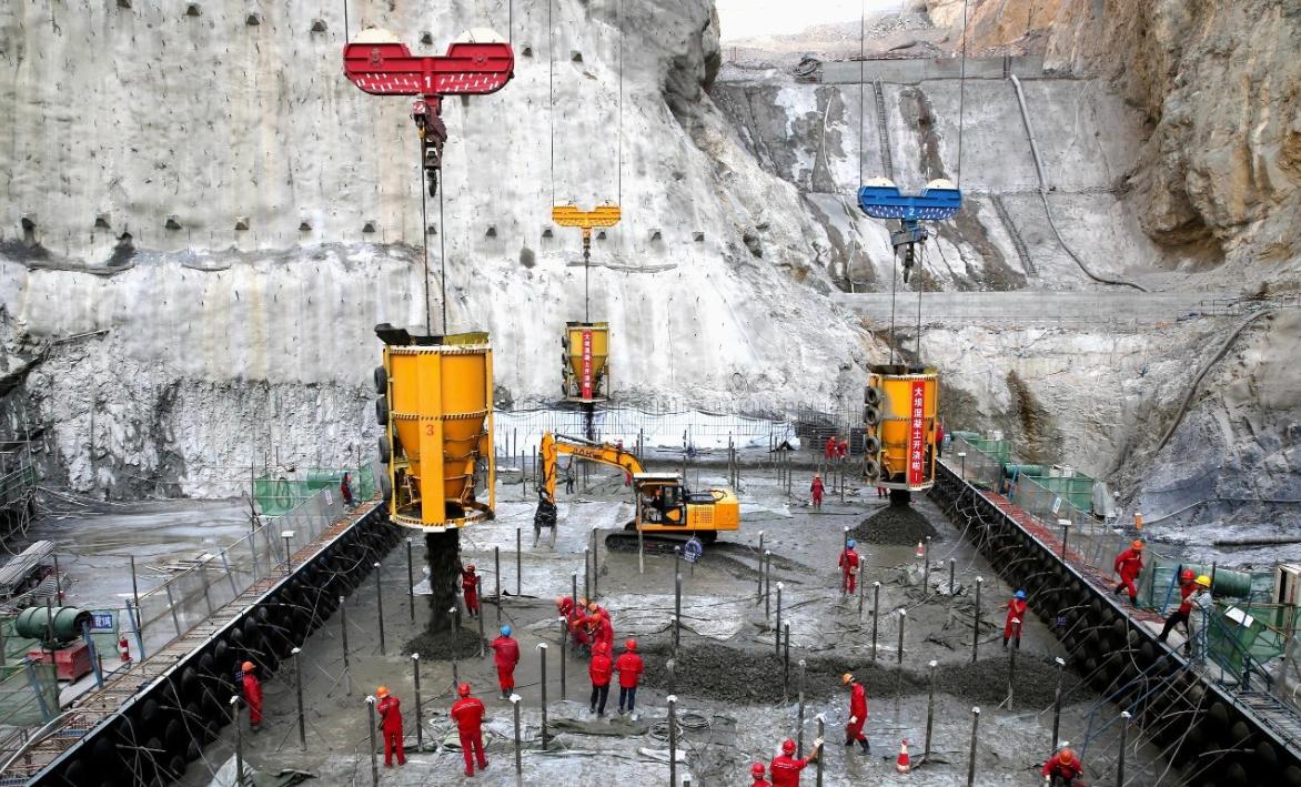 三峡大坝混凝土为什么要加煤灰,三峡大坝怎么防止混凝土的收缩