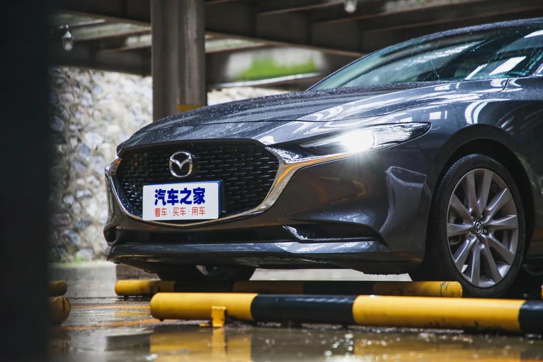 11.59万思域,思域的cvt和昂克赛拉的6at哪个好