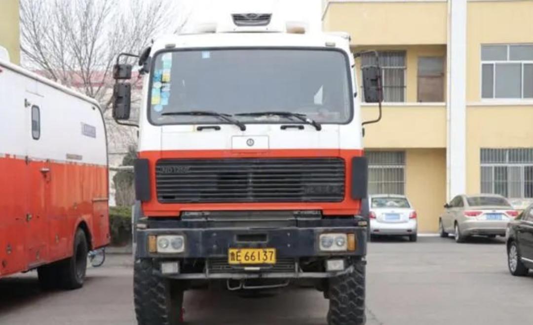 北奔重卡经典图片,老款北奔重卡