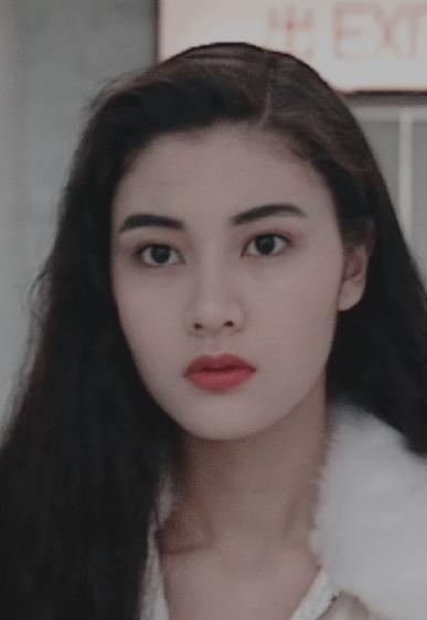 香港首任港姐19岁嫁入豪门,18岁港姐嫁豪门