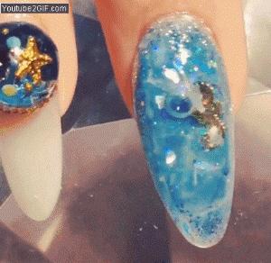 美甲师在吗？我被丑得睡不着觉