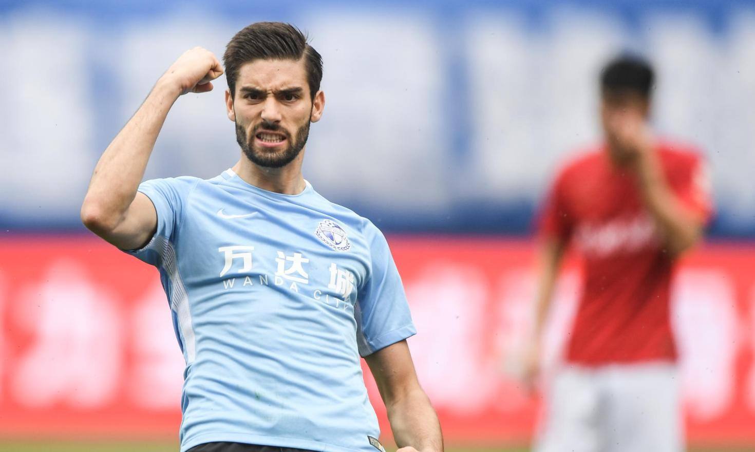 中超球员工资一般多少钱,中超16强工资表