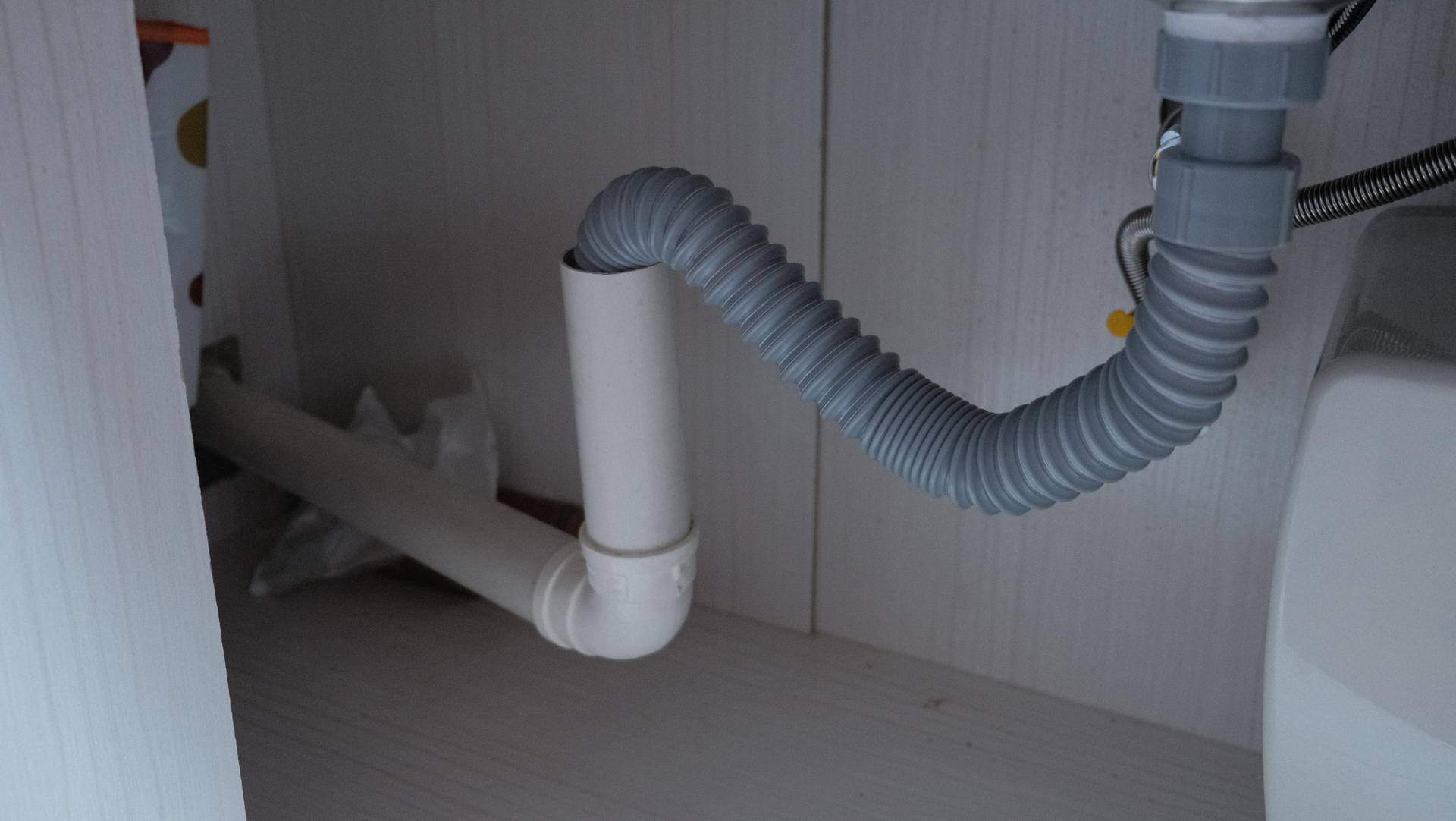 小厨房净水器空间巧妙利用,即热型小厨宝加装净水器的方法