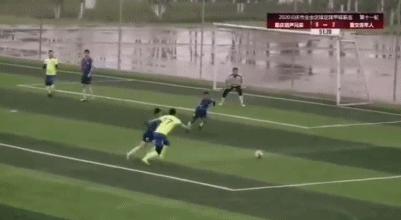 足球史上群殴暴力事件,足球场上十大暴力事件