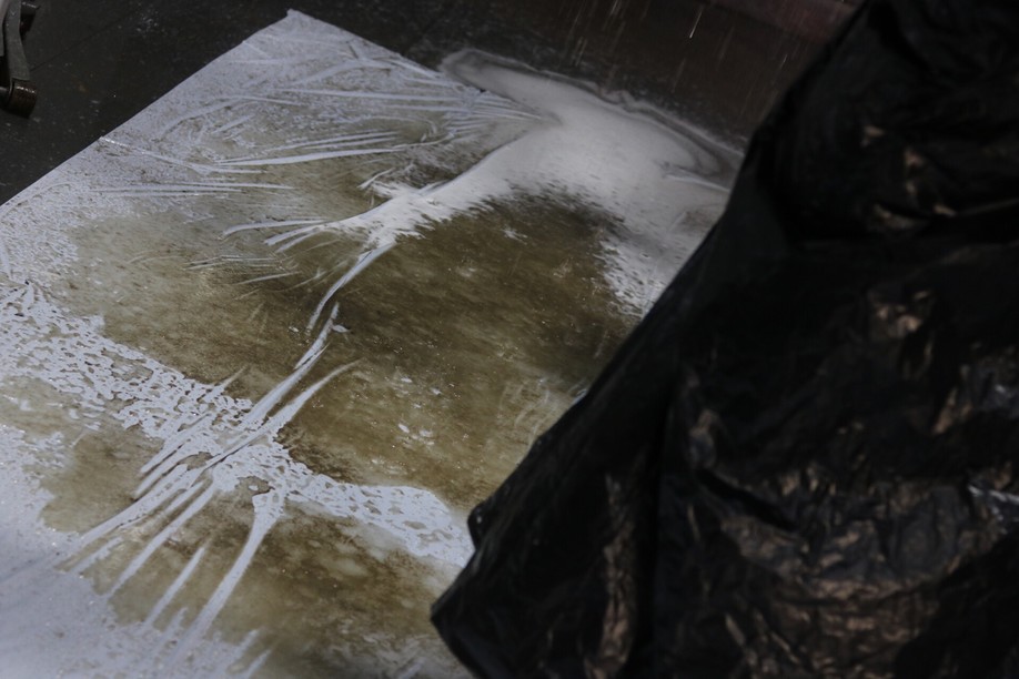 怪兽修车:修复一辆09款中东版丰田霸道,最终旧车变新车