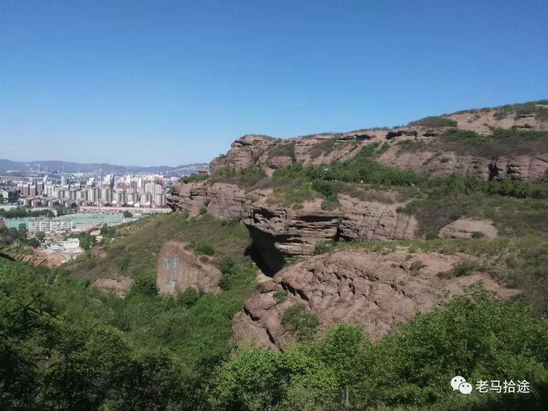 最好爬、闹市区、景色奇、有野猴—野游户外-5