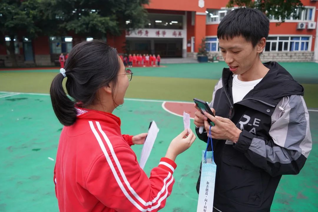 追梦,从新世纪外国语开始!小学职业规划教育,照亮孩子人生航途