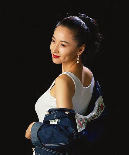 最狗血的琼瑶男主角,琼瑶家暴男