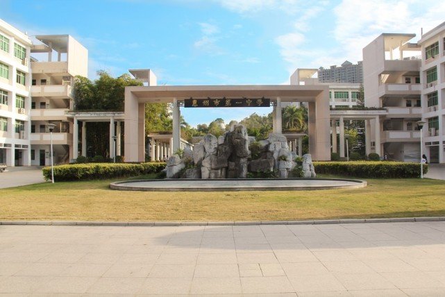 德保团餐,德保10月战报