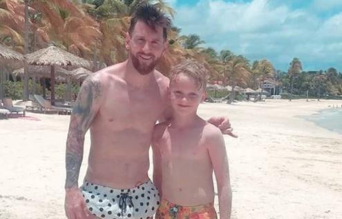 梅西儿子蒂亚戈秀球技,蒂亚戈梅西足球视频