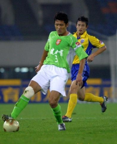 重温赛事-北京连胜，青岛垫底，2004年中超联赛（第18轮-第19轮）