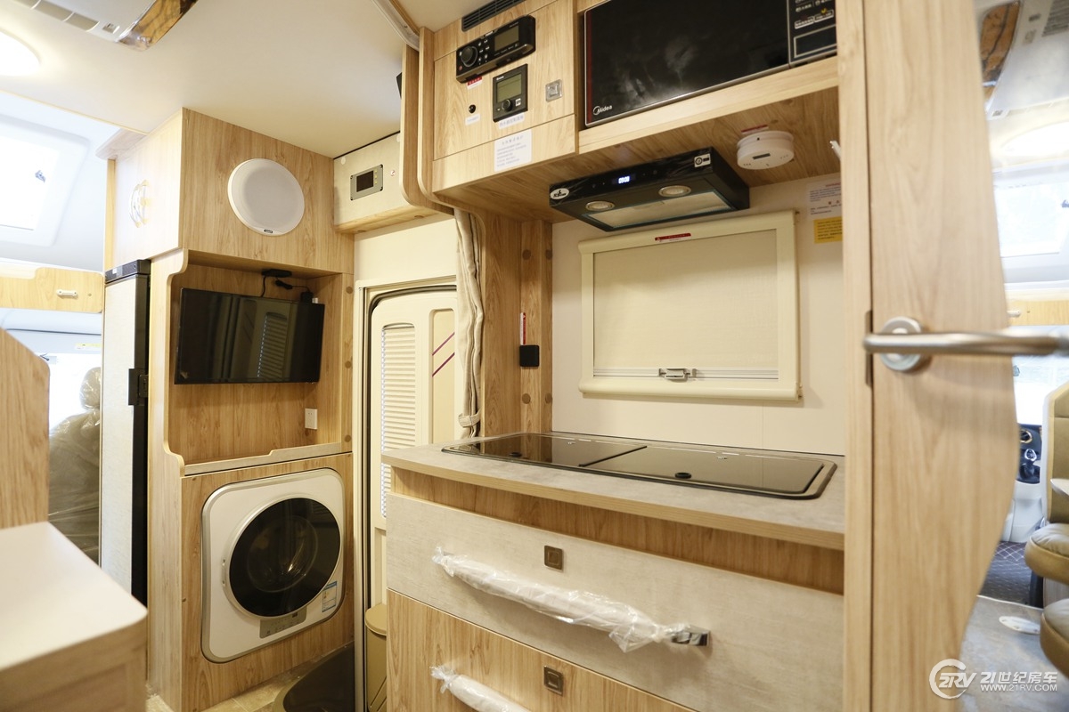 旌航依维柯c型房车,旌航依维柯C型大额头房车