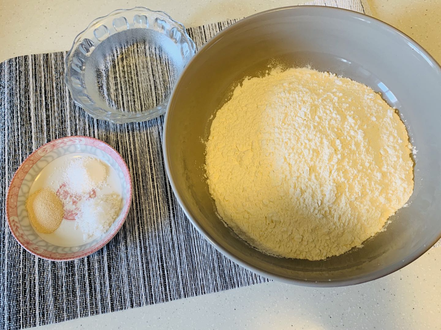 发面发酸了有什么补救方法,发面后有点酸用什么方法解决