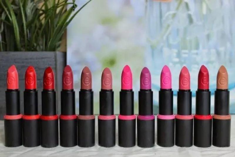 推荐一款不掉色又平价的口红,比较平价且好用的口红