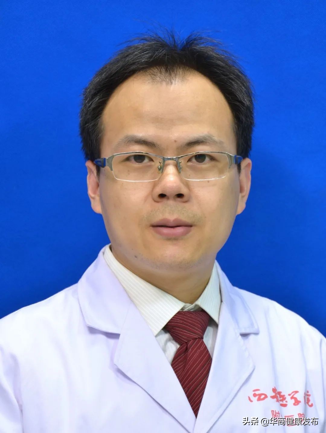 脚膝盖腘窝囊肿手术要注意什么,腘窝囊肿关节镜切除