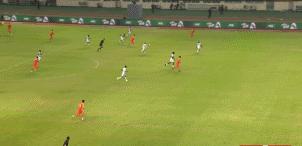 U22国足大胜背后，郝伟不固执了！*疆新**小伙踢左后卫，确实最合适