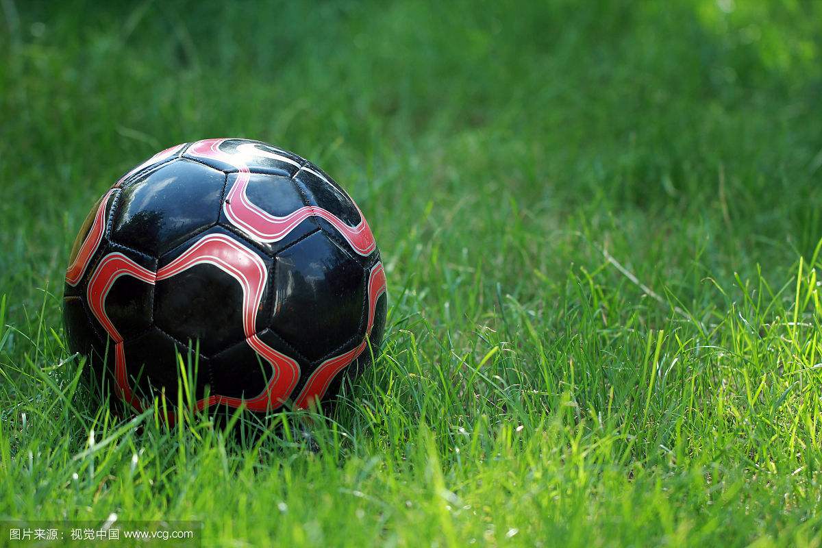 足球点球假动作不踢怎么判罚,足球十大禁止犯规点球