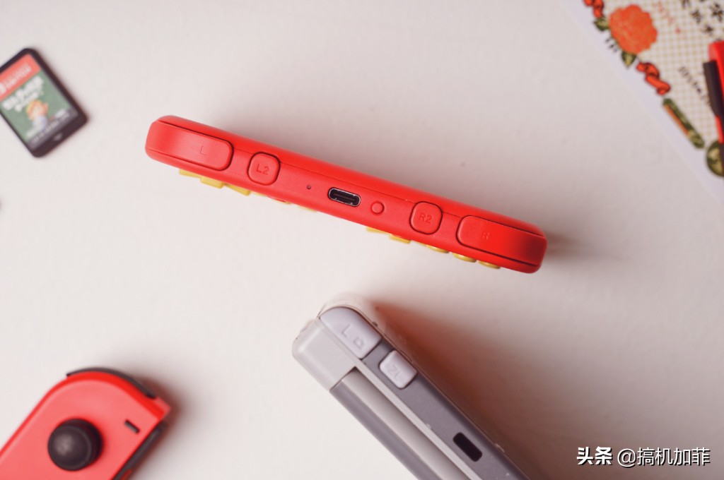 不简单限量版,八位堂lite蓝牙手柄