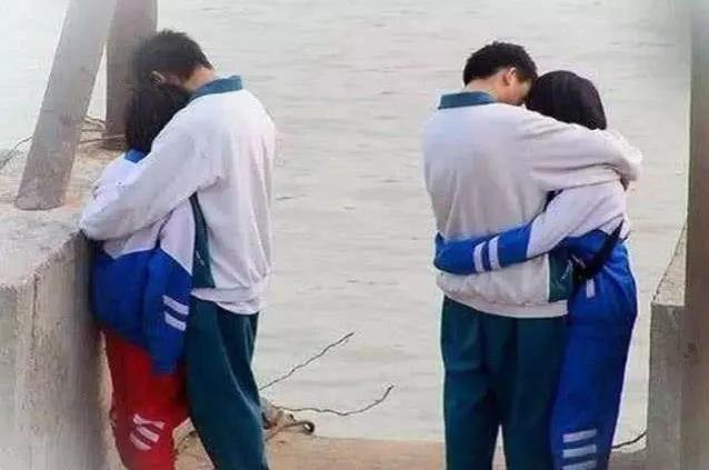 发现孩子有草莓印,被家长发现有草莓印