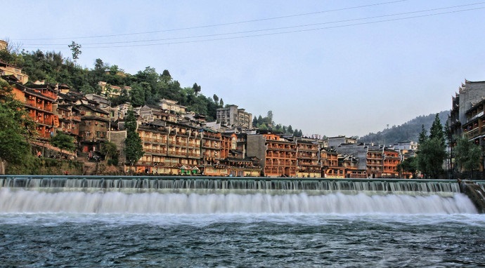 湖南的凤凰小镇在哪,湖南凤凰最美古城