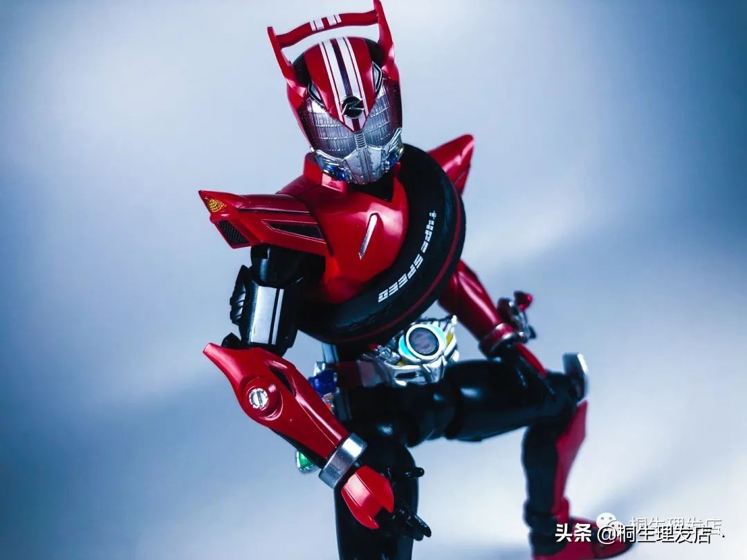 座驾最贵的假面骑士！假面骑士Drive驰骑shf测评