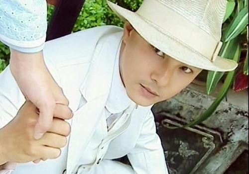 张卫健你的背影歌曲,张卫健的戏剧人生