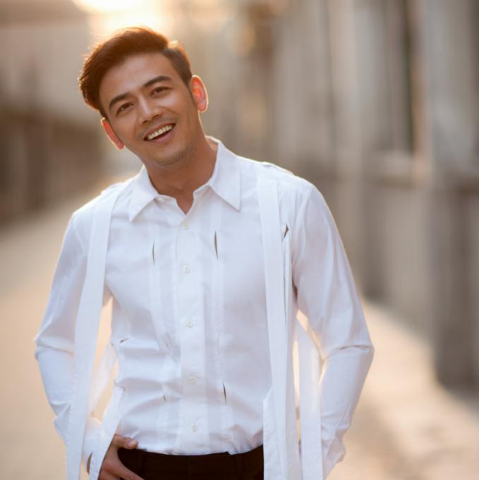 杨烁为什么这几年不红了,杨烁为什么突然不红了