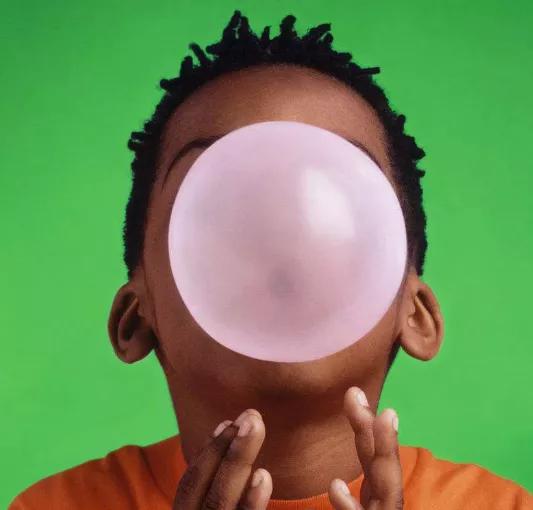 8岁男孩口吐白沫,昏迷入院,医生告知原因,宝爸痛扇自己嘴巴