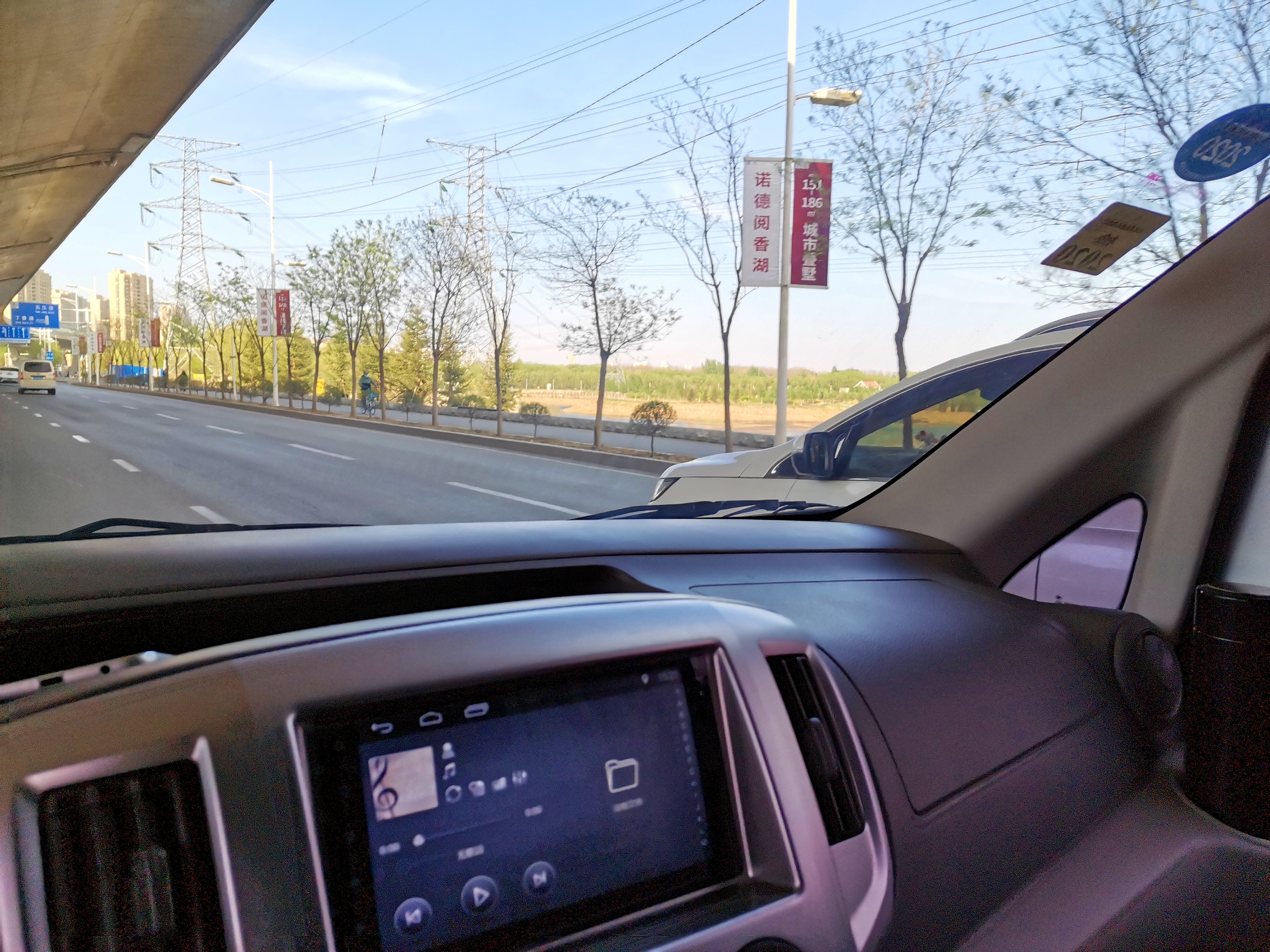 2017郑州日产nv200多少钱手动,深圳郑州日产nv200最新款