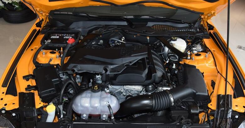 小跑车30万左右两门四座,最新国产十万左右小跑车