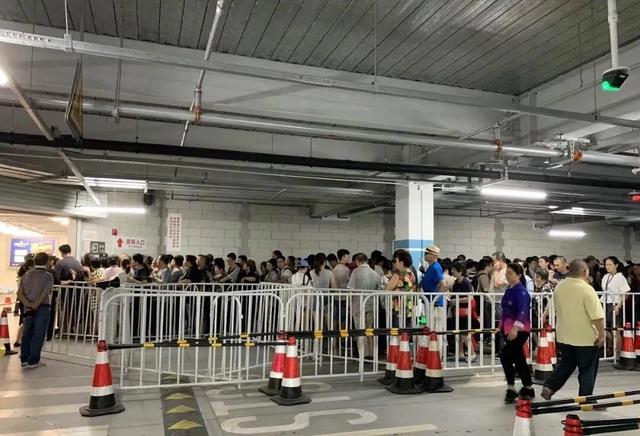 因为茅台卖1499！刚退完会员卡的傻眼了...重庆店也要来了