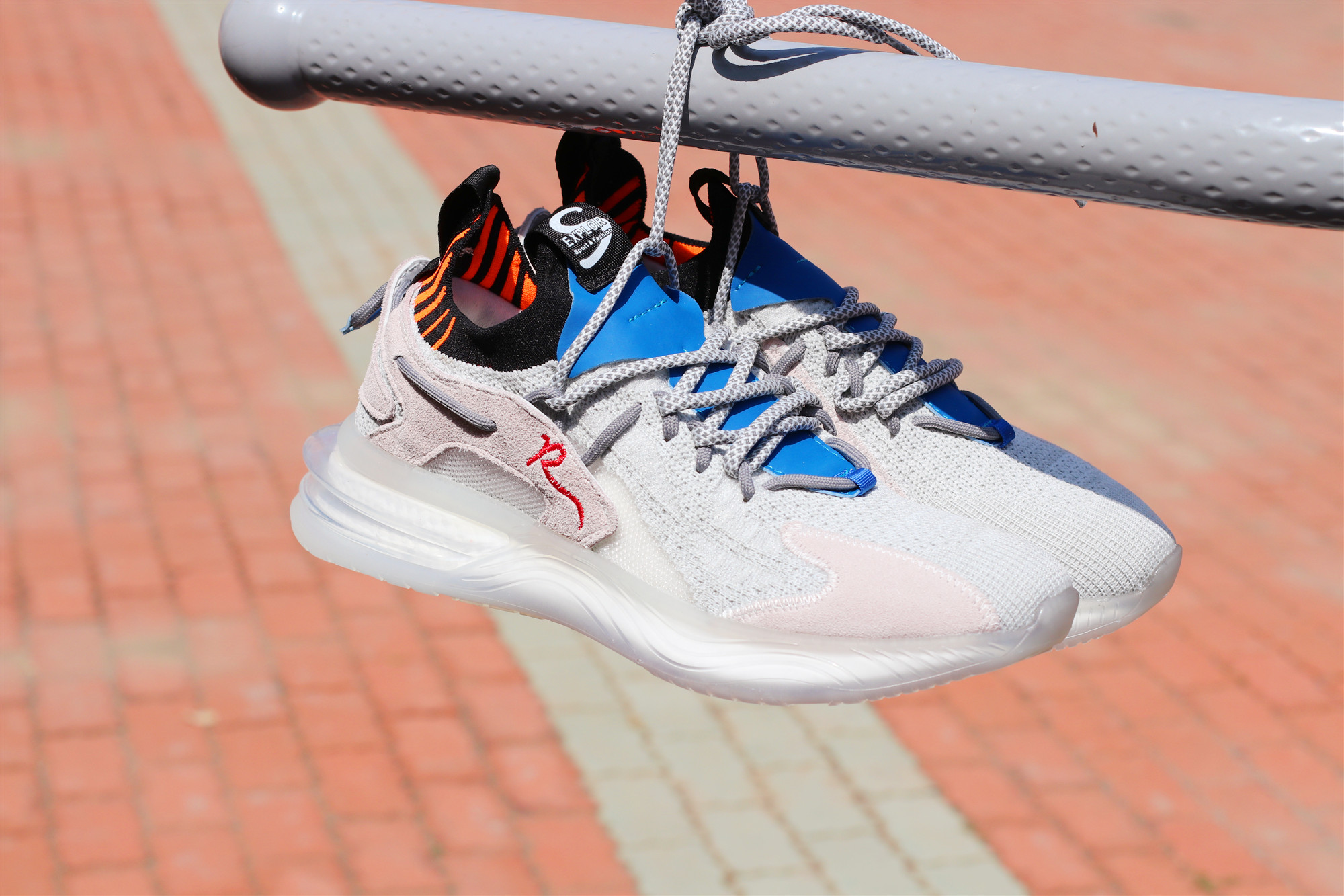 能与nike抗衡的国产品牌,可以与nike匹敌的牌子