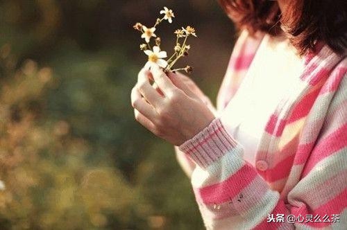 女人发微信三个信息说明她想你了,女人发微信三句话说明她想你了