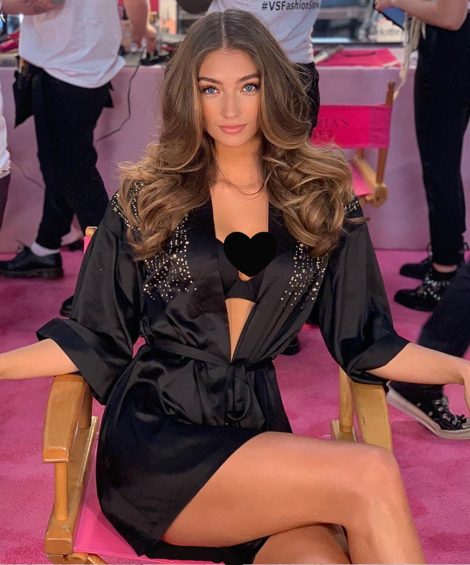 美胸超模真空登杂志，穿薄纱衣掩盖不住凹凸身材，曾是小李子女友