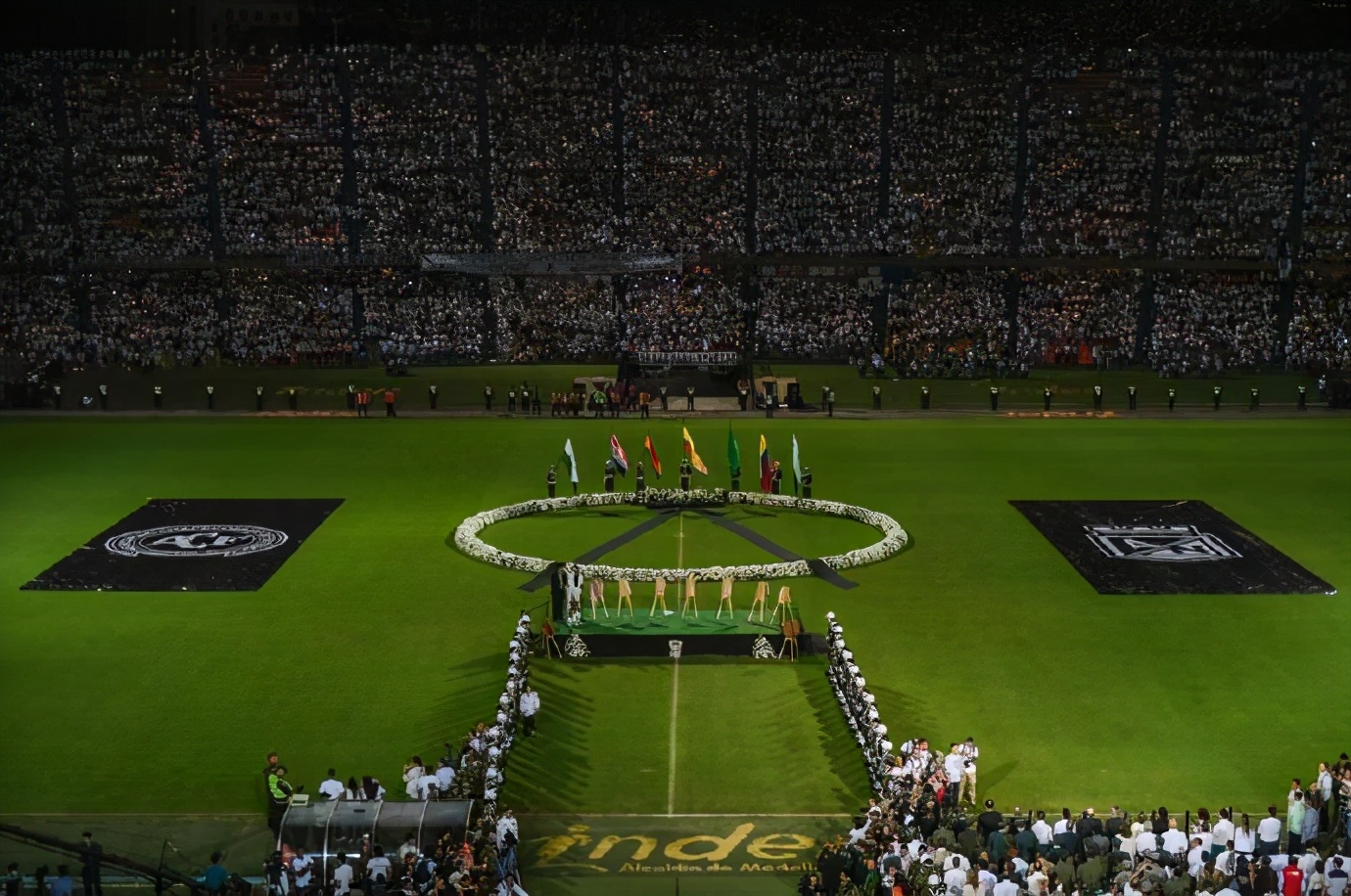 足球是公益,职业足球与业余足球的差距