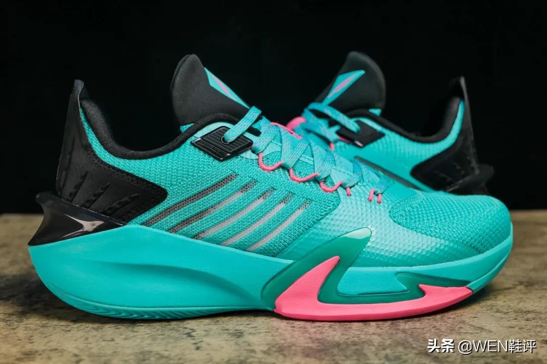 推荐一双李宁或特步跑鞋,一双轻便又舒适的鞋特步