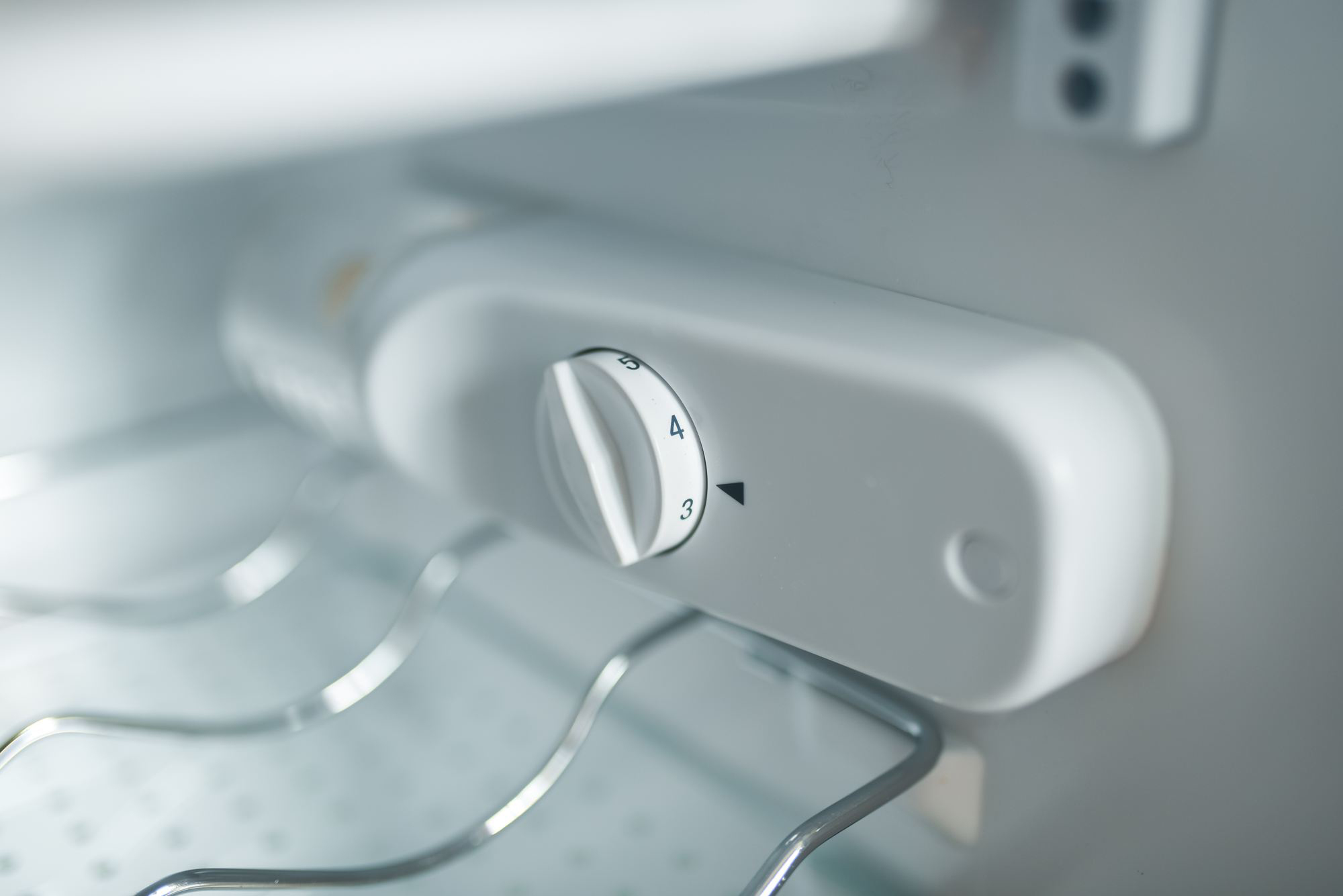 刚买的新冰箱怎样正确使用,新买的商用冰箱怎么使用才正确