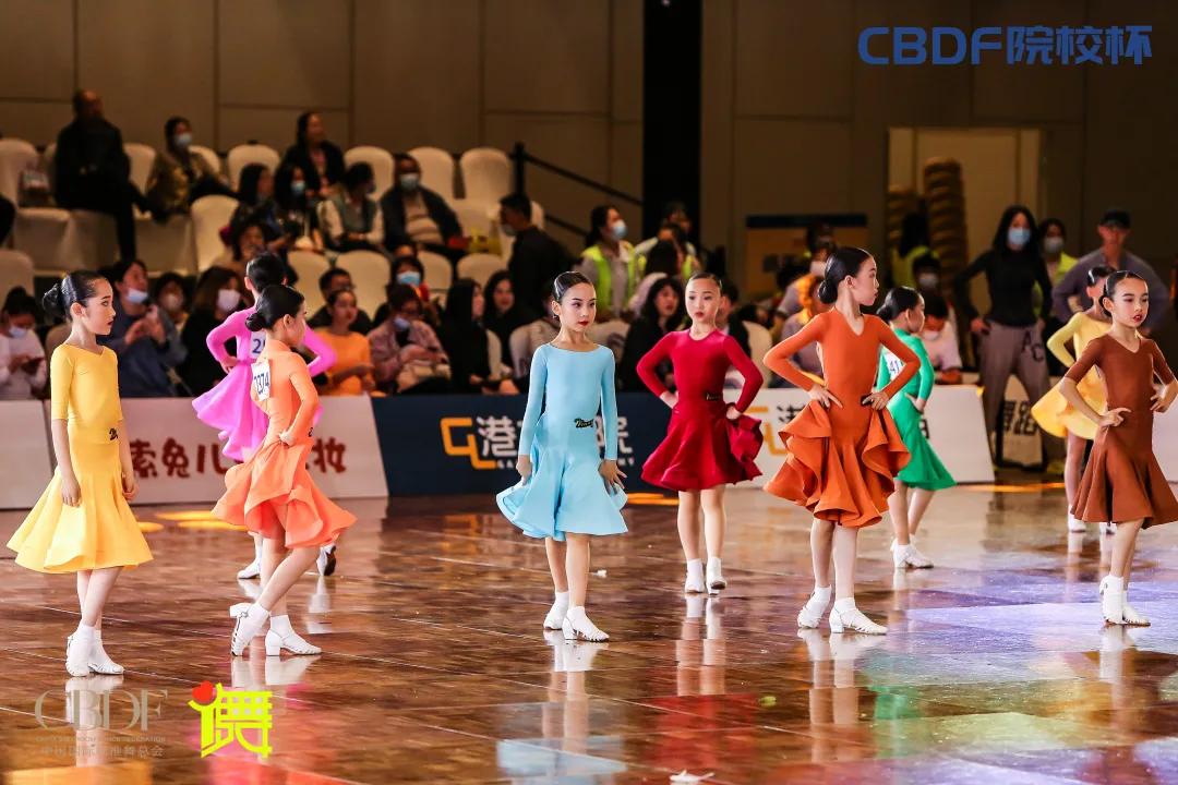 5天时间，3座城市，3场赛事！这是国标人的“硬核”假期