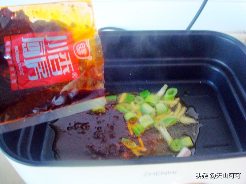 正宗炒新疆米粉的做法,疆新味新疆米粉