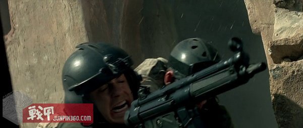 美国黑鹰战机坠落视频,解密经典黑鹰坠落