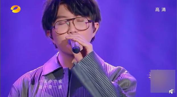 华晨宇拿下歌王第一轮淘汰,华晨宇再次破王牌纪录