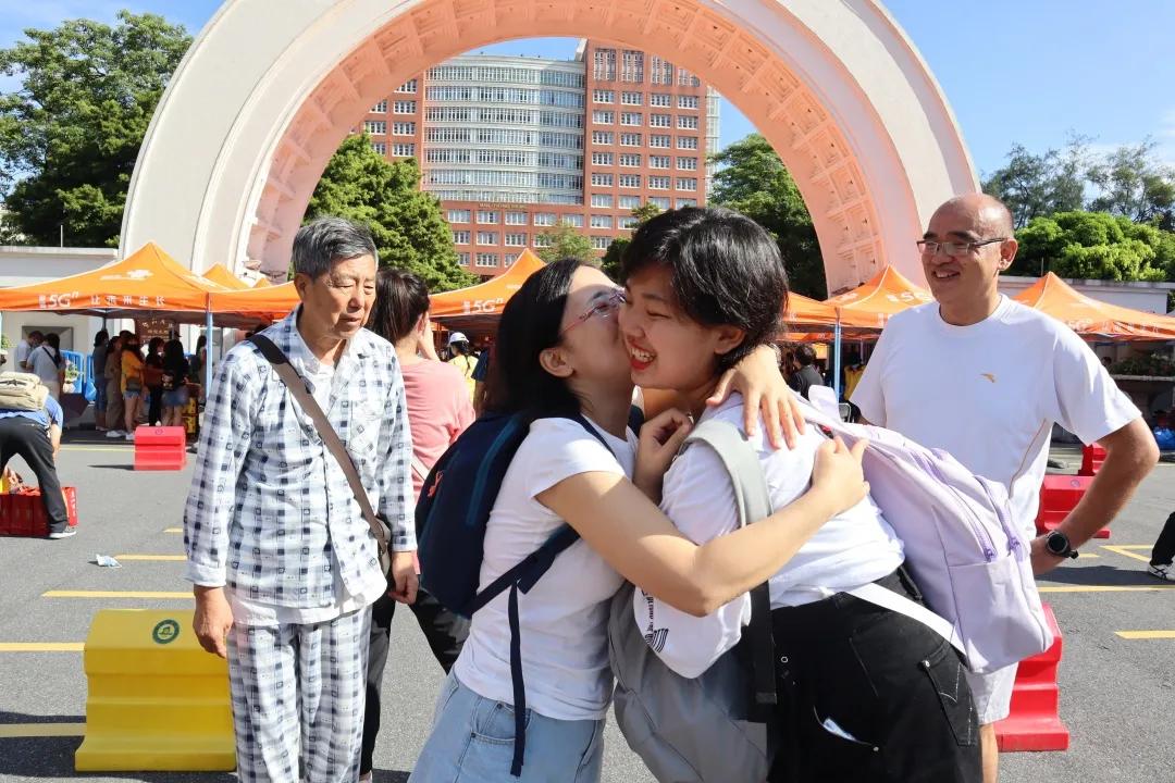 广东211大学名单暨南大学,港澳台暨南大学本科录取分数