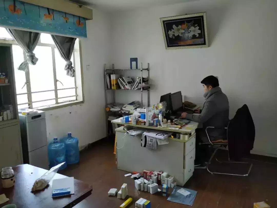 爆改上海25平三角形房,花10万改造45平小破房