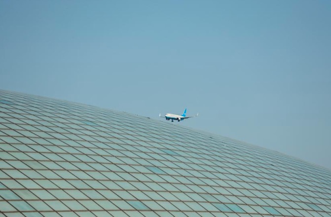 一镜走天下佳能,佳能rf24-105mmf4一代与二代